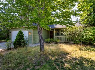 1175 SW Ellenhurst Pl, Bend, OR 97702