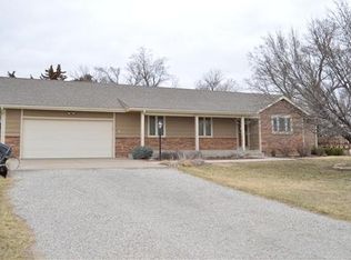 8620 NE Marple Rd, Topeka, KS 66617