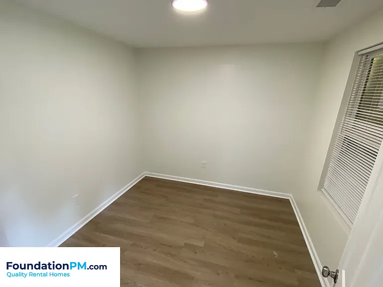 2831 Overton Crossing St — Photo 7
