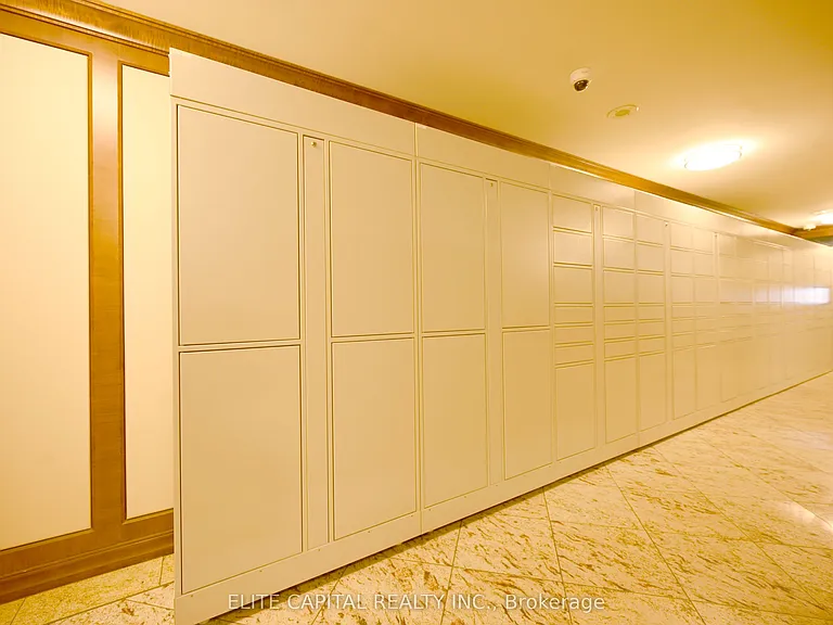 78 Harrison Garden Blvd #2004 — Photo 20