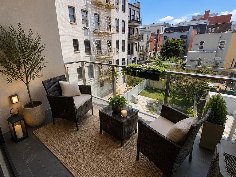 27-15 27th St #3B — Photo 2