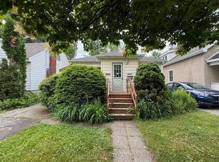112 Clegg St, Ottawa, ON K1S 0H9