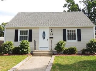 55 Linnell St, Springfield, MA 01104