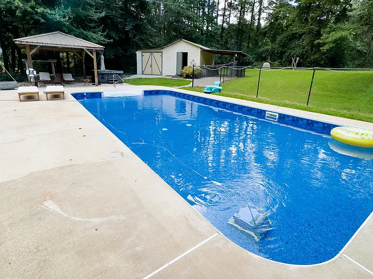 90 Howard Rd — Photo 87