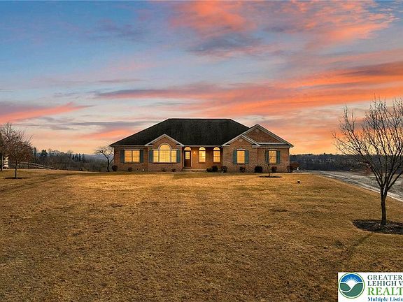 2nd image of 3338 Spring Valley Rd