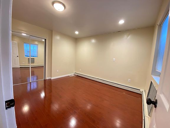 2nd image of 456 Swinton Ave #1