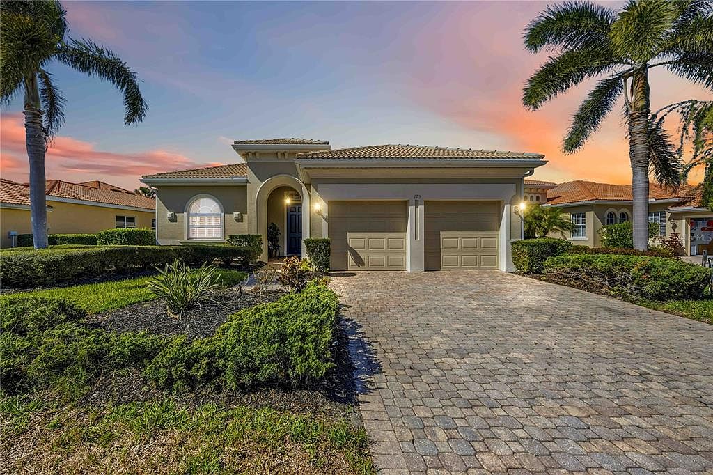 125 Savona Way