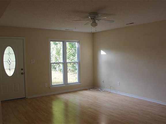 5th image of 3940 Sunstream Pkwy