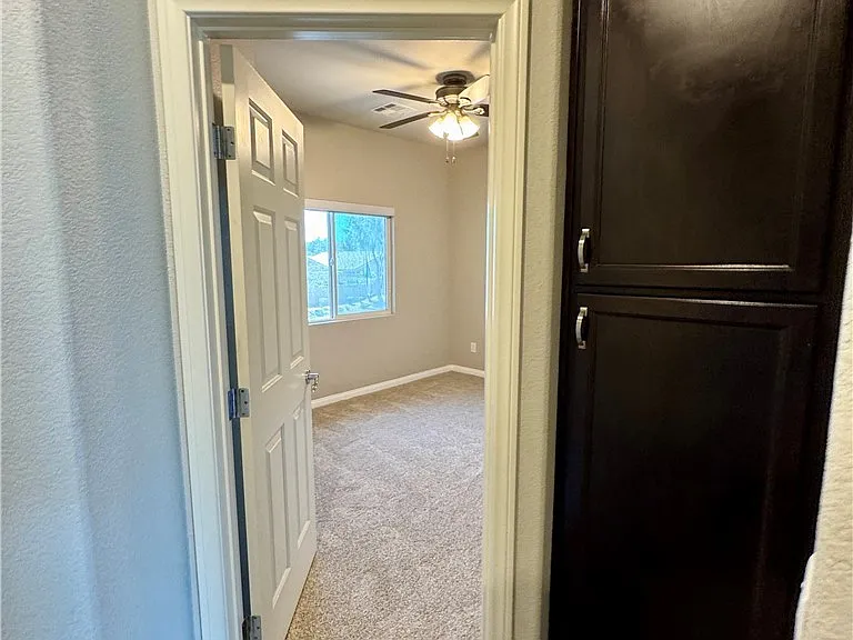 6049 Thistle Meadow Ave — Photo 47