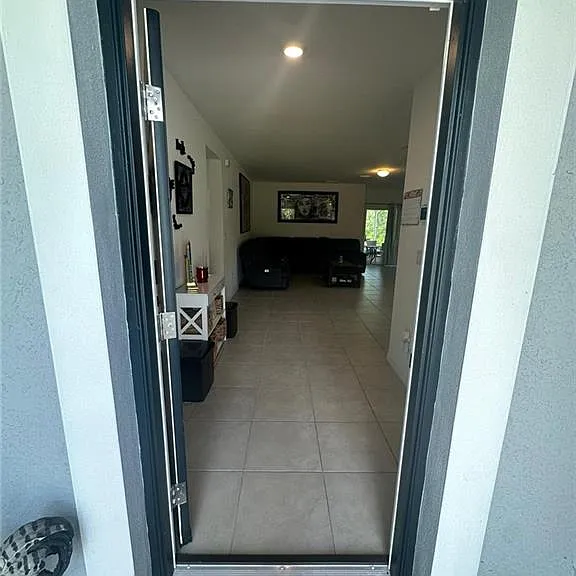 4115 14th Ave NE — Photo 28