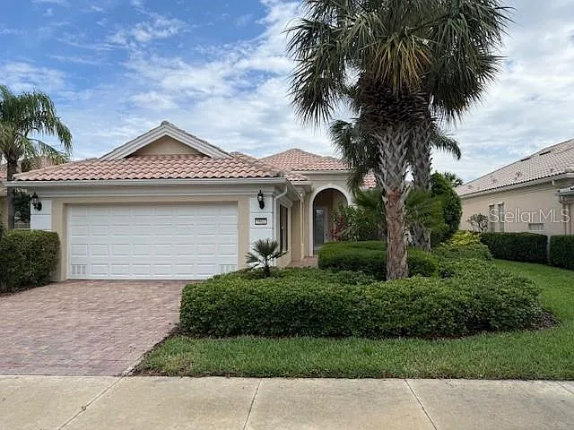 3 bed, 2008 sqft, $4,800 — Photo 3