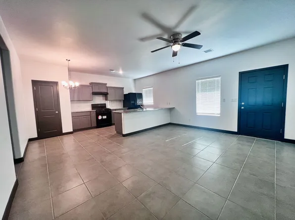 Gallagher Street Townhomes, 447 Gallagher St #4, El Paso, TX 79915