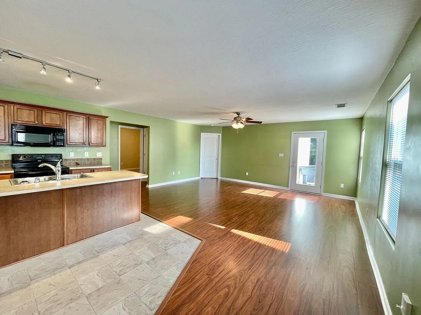 3 Bedroom Ranch in Coventry! — Photo 3