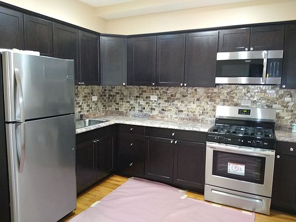 5th image of 6619 S Oakley Ave