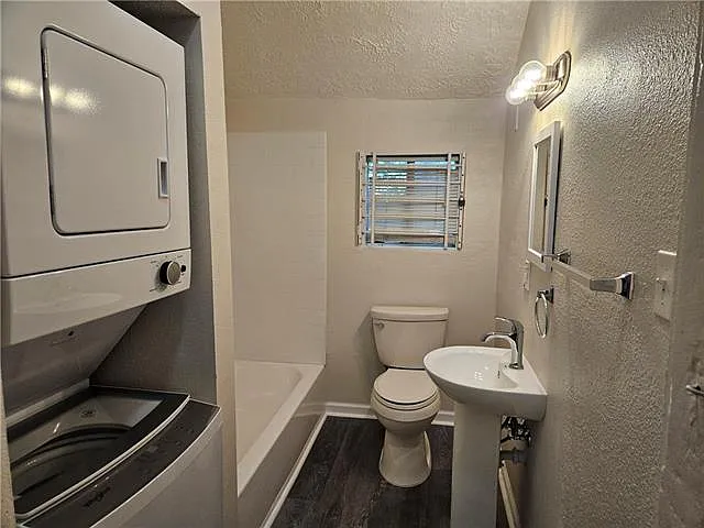 924 Kentucky St — Photo 10
