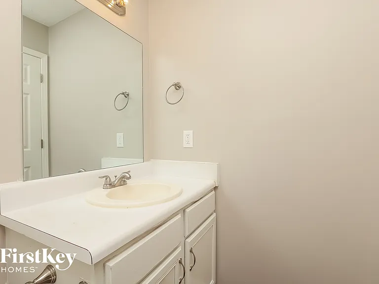 317 Cedar Park Cir — Photo 14