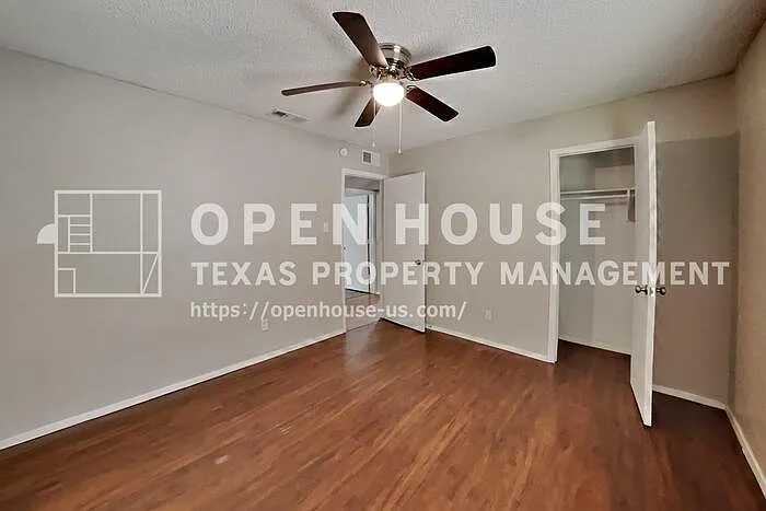 4208 Selina Ct — Photo 13