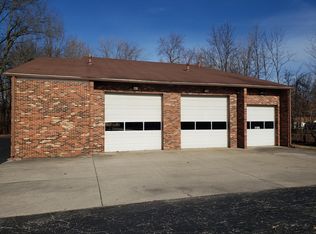 5126 Cane Run Rd, Louisville, KY 40216