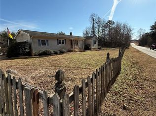 1994 Pleasant View Church Rd, Danbury, NC 27016