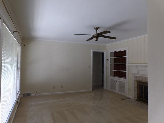 5th image of 5702 Glenwood Ave