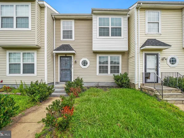 5816 N Holly Springs Dr, Capitol Heights, MD