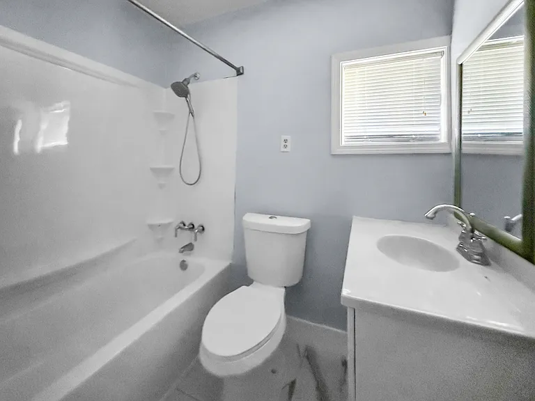 143 Maple St — Photo 10