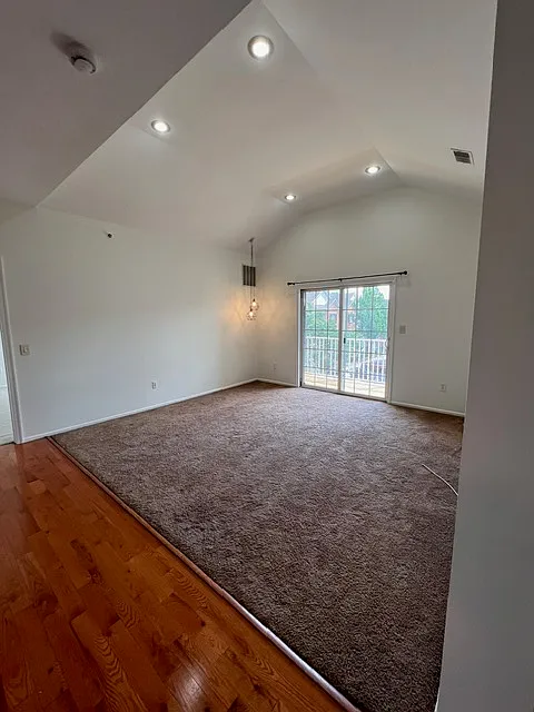 933 Del Negro Ct
