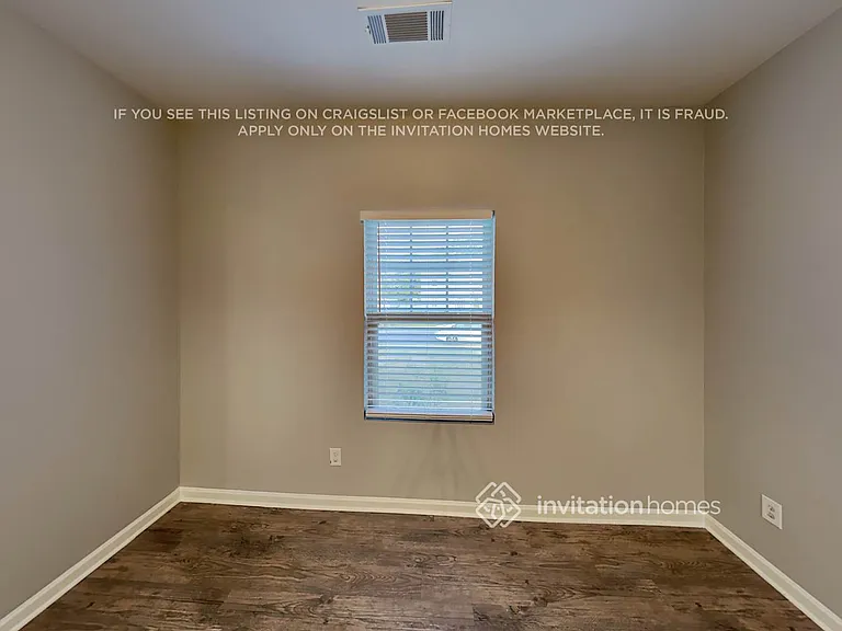 14 Bartlett Dr — Photo 5