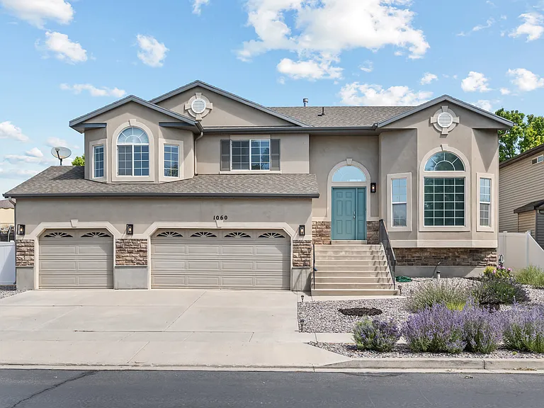 1060 W Oldham Dr — Photo 28
