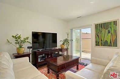 3rd image of 18414 Ashley Ave