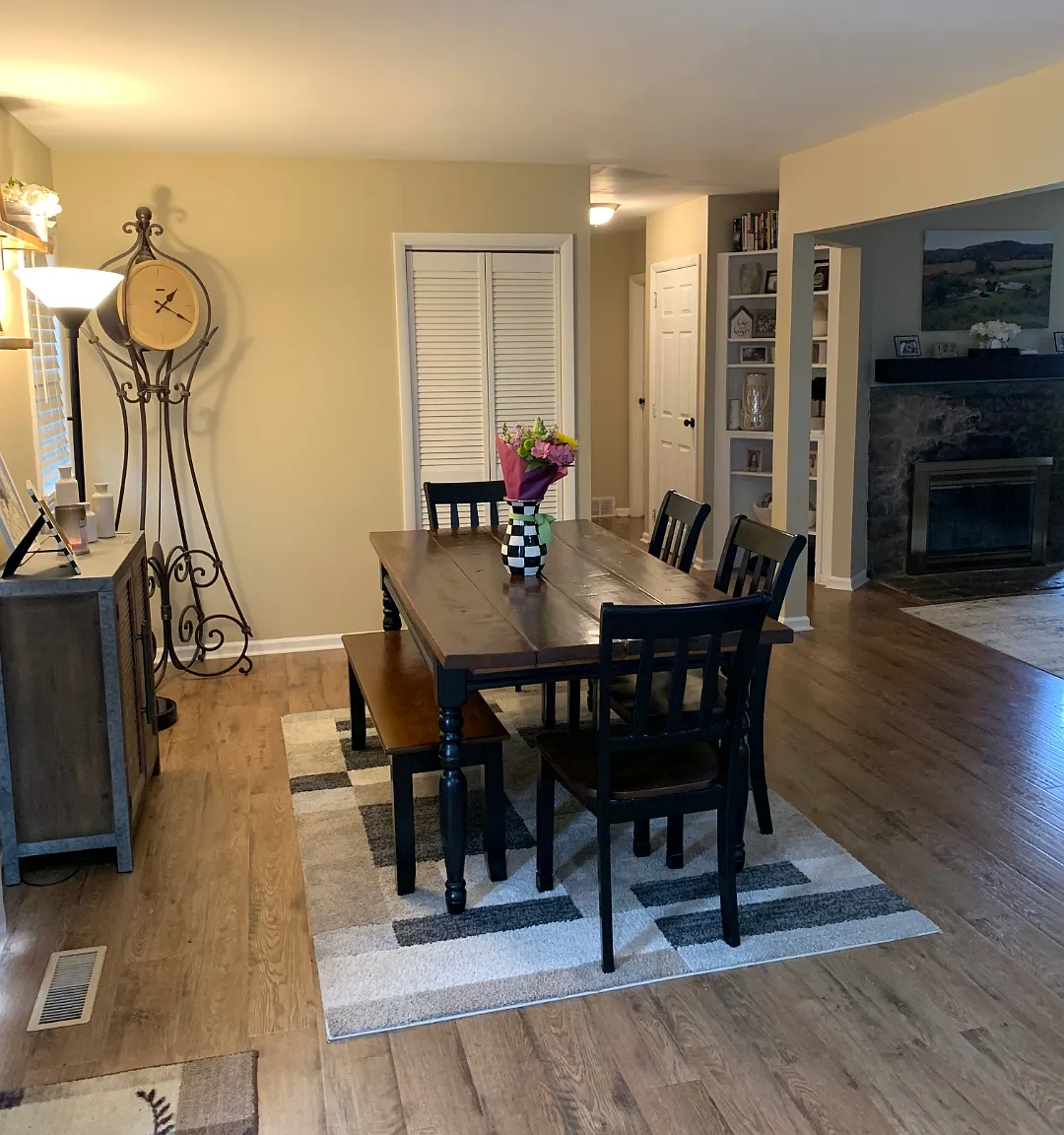 3 bed, 1.5 bath, 1764 sqft, $2,700 — Photo 4