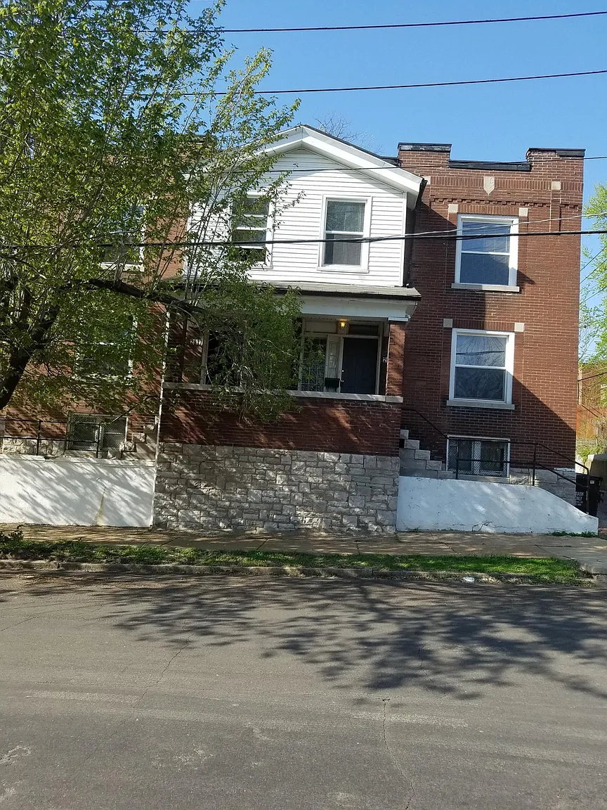 2915 Potomac St photo 1