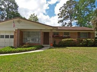 5504 Pittman Dr N, Jacksonville, FL 32207