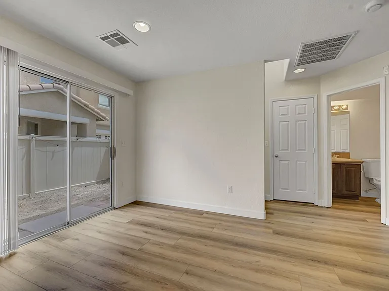 3952 Badgerbrook St — Photo 17