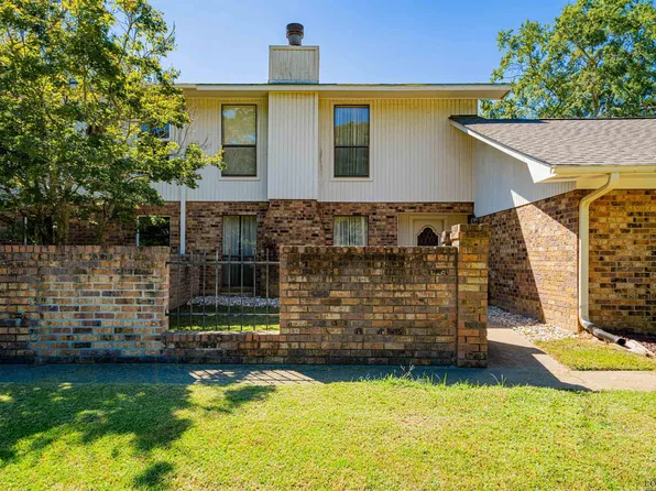 710 Danville Rd, Kilgore, TX 75662