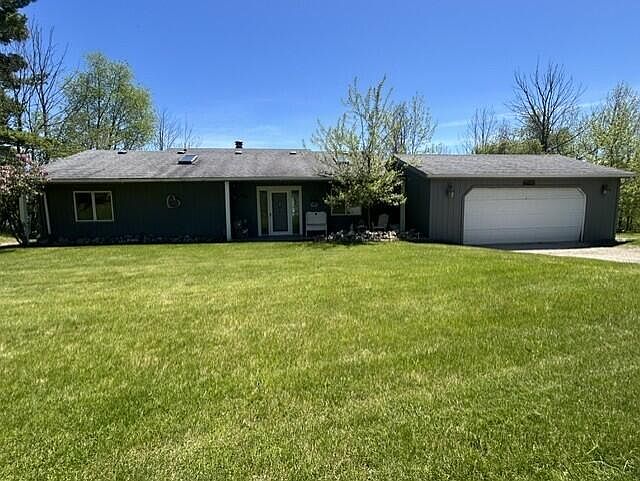 1st image of 4323 Broadview Ln