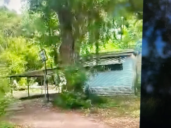 210 Marion Ave, Interlachen, FL 32148