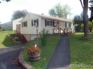 31 Irving Rd, New Hartford, NY 13413