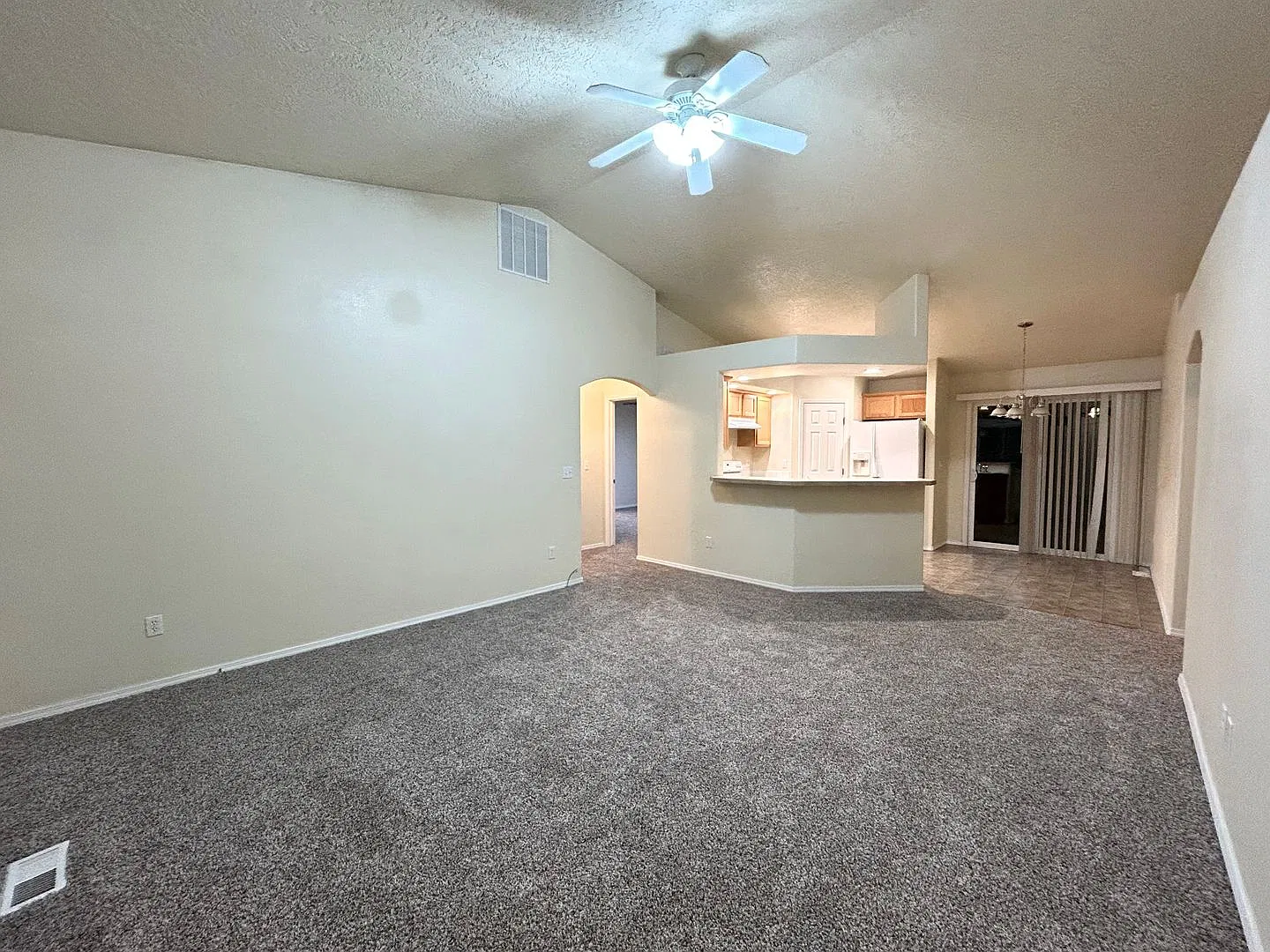 Stylish 4 Bedroom/2 Bathroom Home | $250 Off First Month's Rent!! — Photo 2