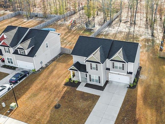 2nd image of 125 Shadowbrook Way