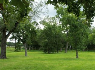 1 Willowgrove Dr, Houston, TX 77035