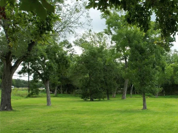 1 Willowgrove Dr, Houston, TX 77035