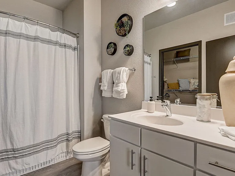 Authentix Cottage Grove — Photo 12