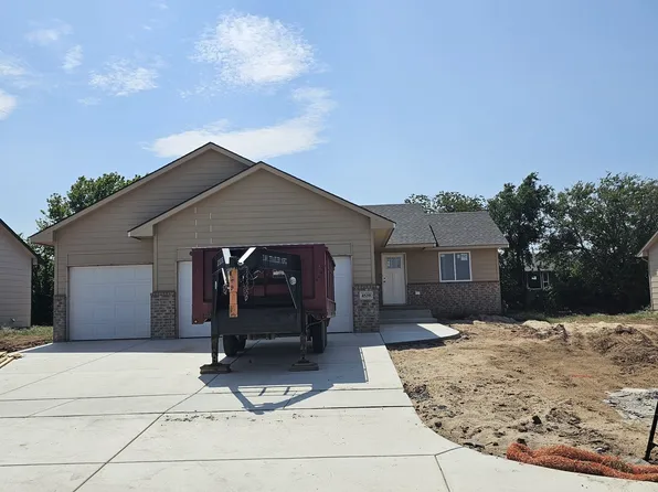 4539 N Rutgers St, Maize, KS 67101