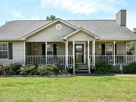 2nd image of 173 Georgia Bell Cir SE