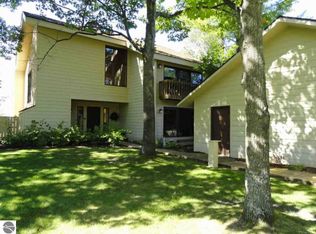 4991 N Cross Over Dr UNIT 816, Bellaire, MI 49615