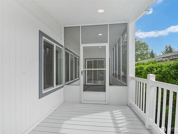 4th image of 14727 43rd Avenue NE #16