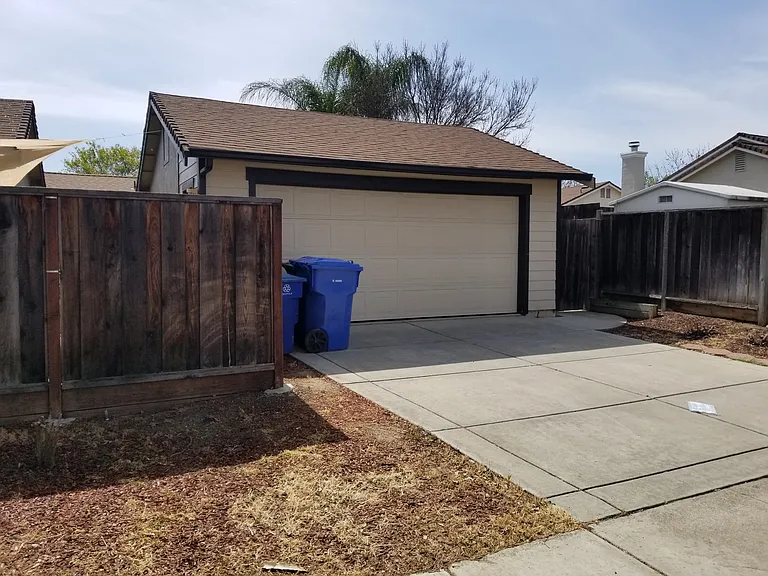 3067 Carey Ln — Photo 18