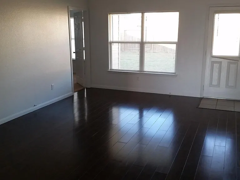 528 Misty Mountain Dr — Photo 4