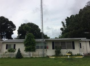 12460 Cross St, Largo, FL 33773
